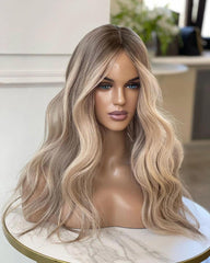 Ombre Blonde Human Lace Front Wigs Long Wavy Preplucked 150 Density Human wigs